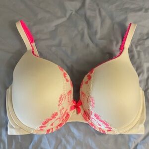 Victoria’s Secret Body by Victoria white/hot pink Perfect Shape padded bra 34DD